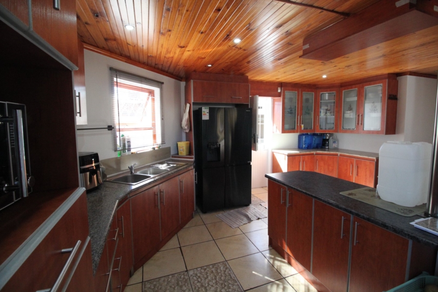 3 Bedroom Property for Sale in Bethelsdorp Eastern Cape